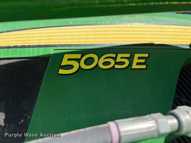 image for item DO2419 2016 John Deere 5065E MFWD tractor