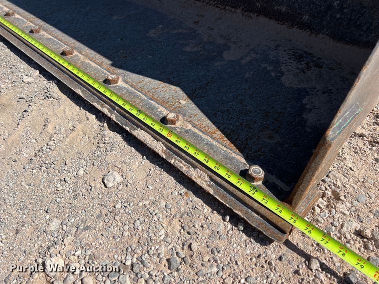 image for item DO2419 2016 John Deere 5065E MFWD tractor