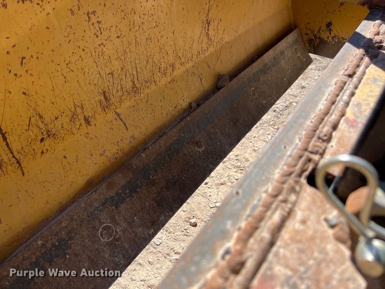 image for item DO2419 2016 John Deere 5065E MFWD tractor