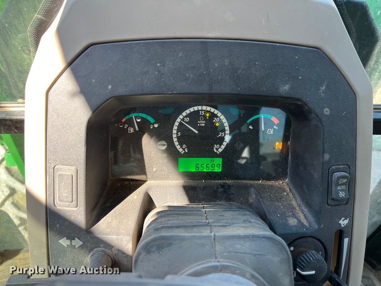 image for item DO2419 2016 John Deere 5065E MFWD tractor