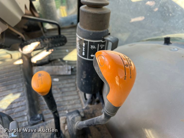 image for item DO2419 2016 John Deere 5065E MFWD tractor