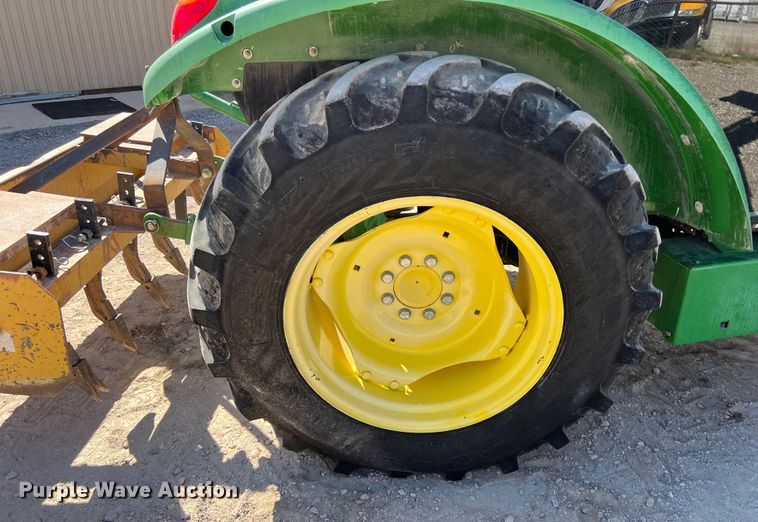 image for item DO2419 2016 John Deere 5065E MFWD tractor