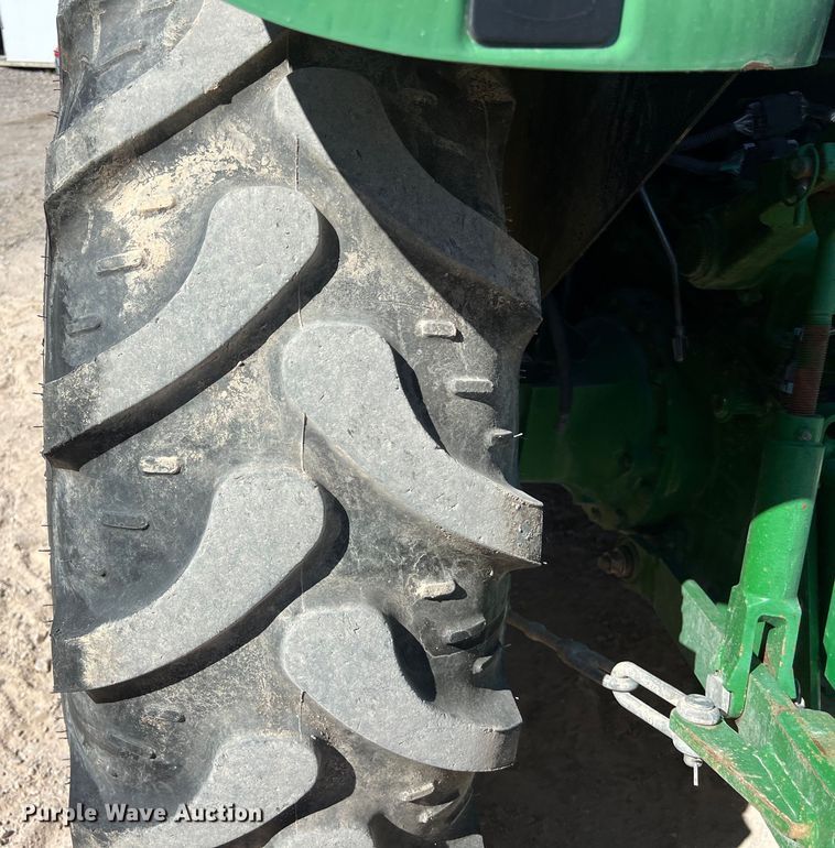 image for item DO2419 2016 John Deere 5065E MFWD tractor