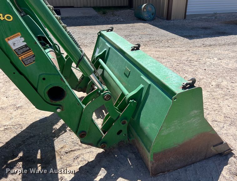 image for item DO2420 2015 John Deere  5065E MFWD tractor