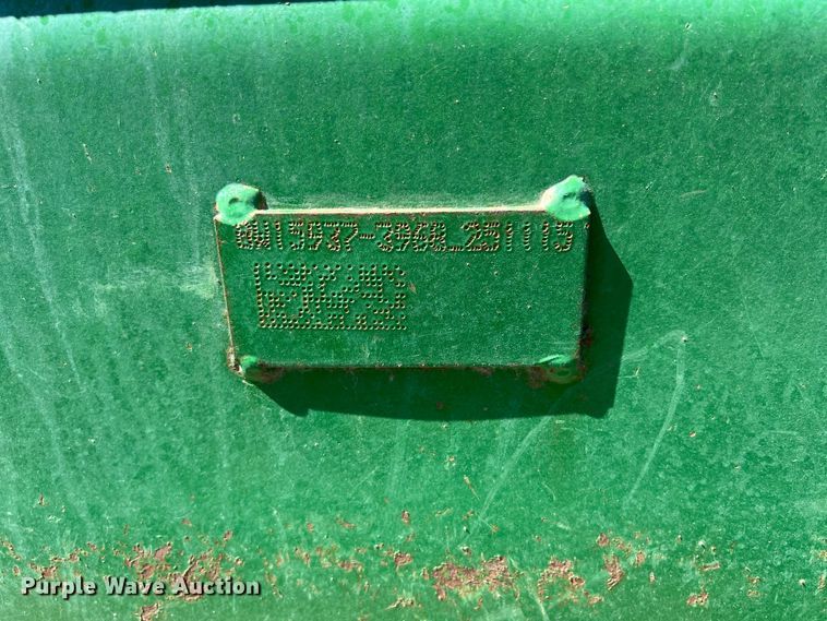 image for item DO2420 2015 John Deere  5065E MFWD tractor