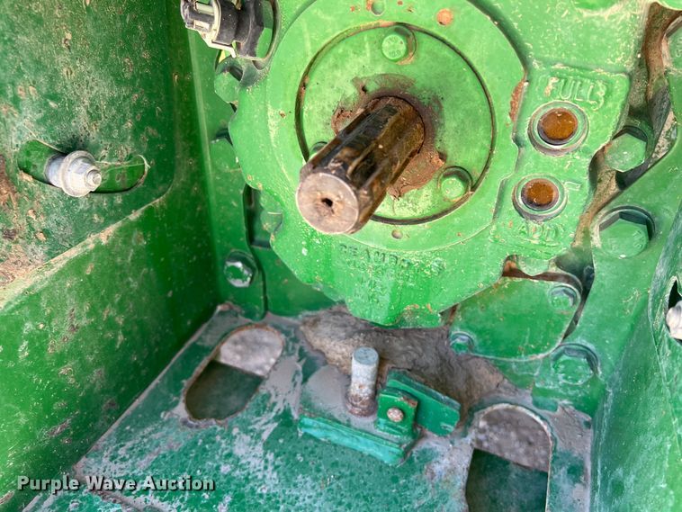 image for item DO2420 2015 John Deere  5065E MFWD tractor