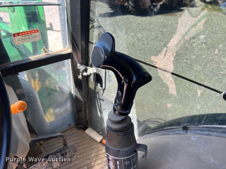 image for item DO2420 2015 John Deere  5065E MFWD tractor