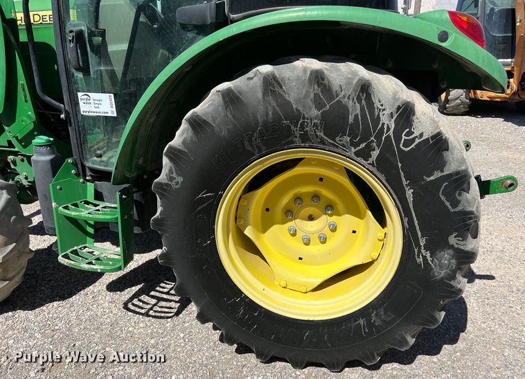 image for item DO2420 2015 John Deere  5065E MFWD tractor