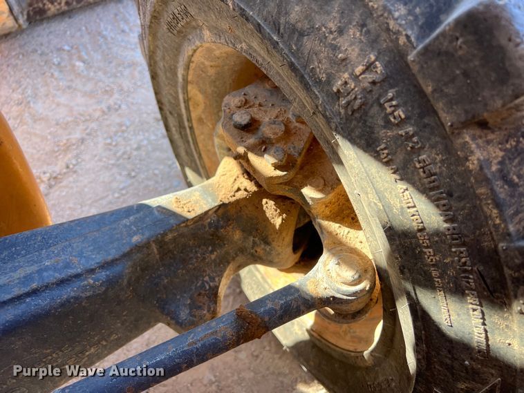 image for item DO2421 2015 Case 580 Super N backhoe