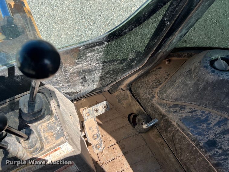 image for item DO2421 2015 Case 580 Super N backhoe