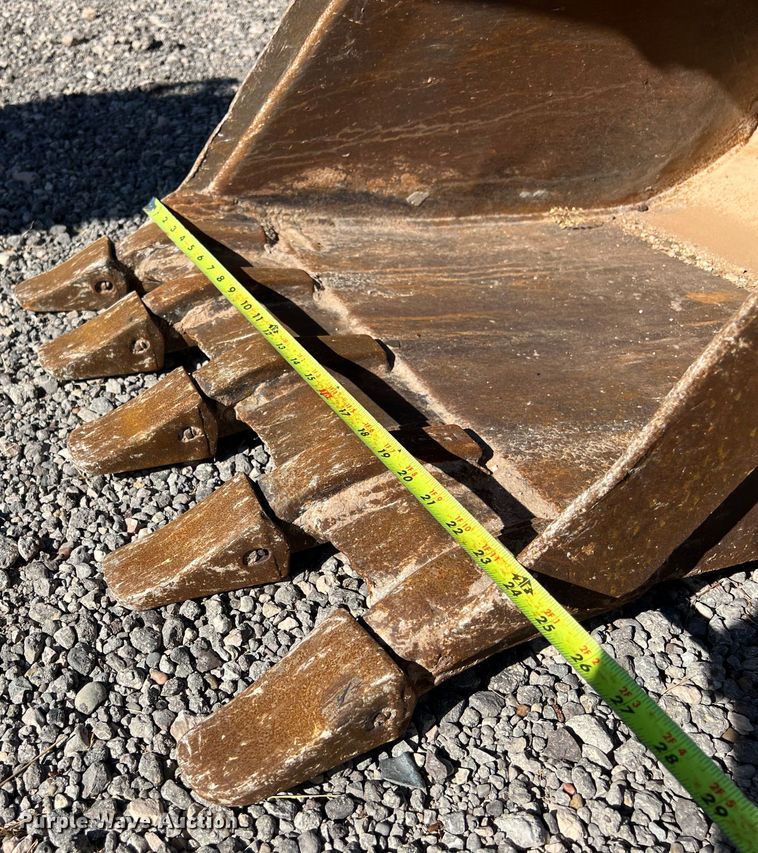 image for item DO2422 2014 Case 580 Super N backhoe