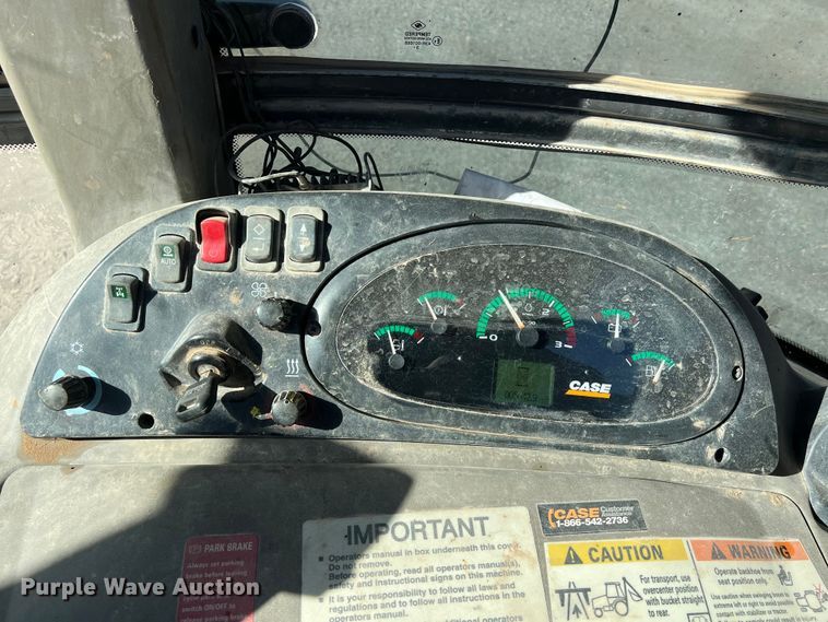 image for item DO2422 2014 Case 580 Super N backhoe