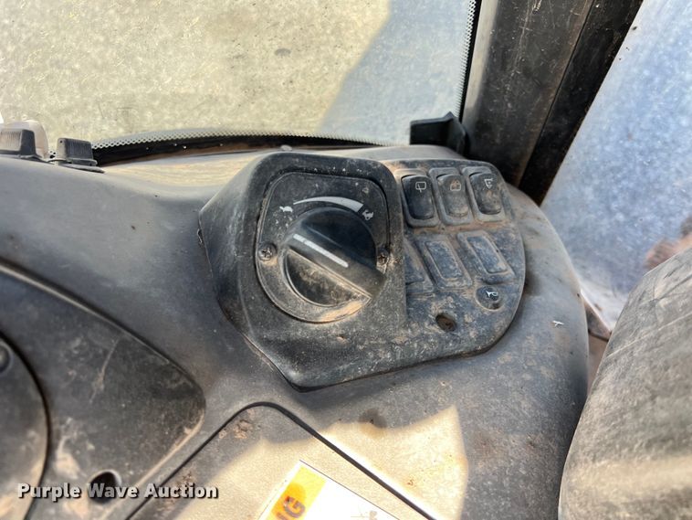 image for item DO2422 2014 Case 580 Super N backhoe