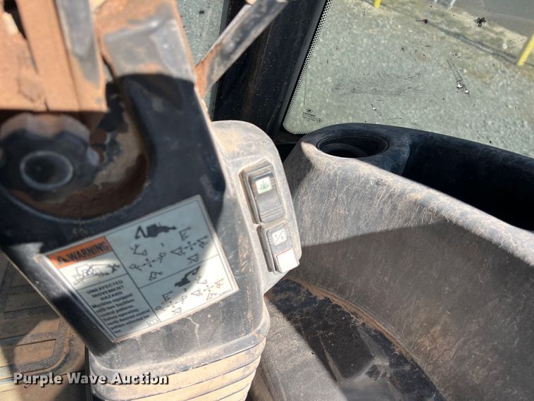 image for item DO2422 2014 Case 580 Super N backhoe