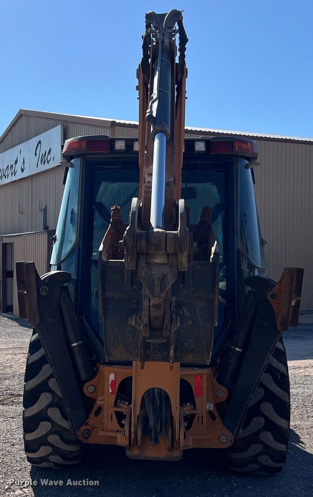 image for item DO2423 Case 580 Super N backhoe