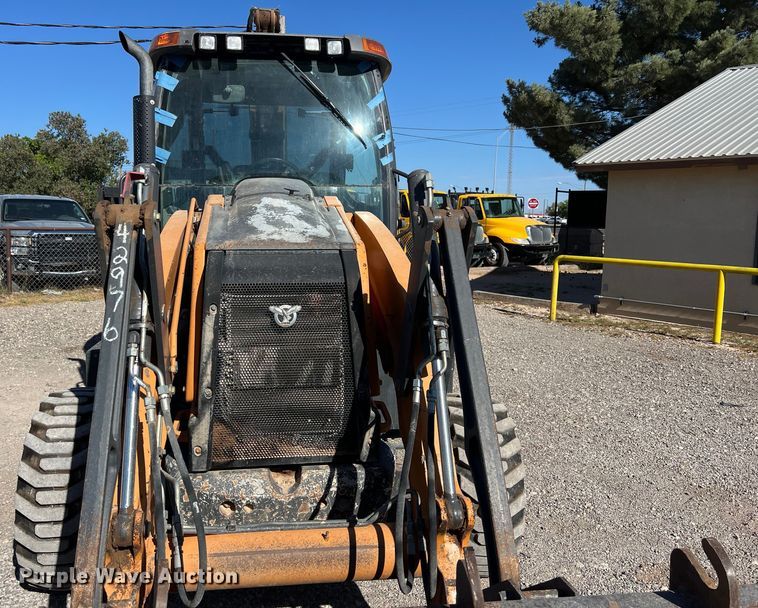 image for item DO2423 Case 580 Super N backhoe