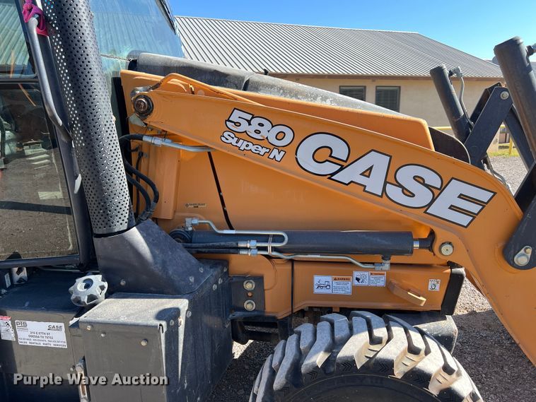 image for item DO2423 Case 580 Super N backhoe