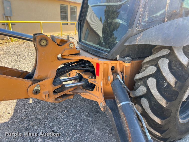 image for item DO2423 Case 580 Super N backhoe