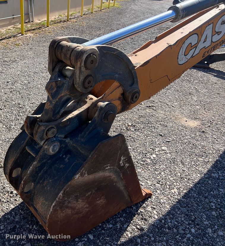 image for item DO2423 Case 580 Super N backhoe