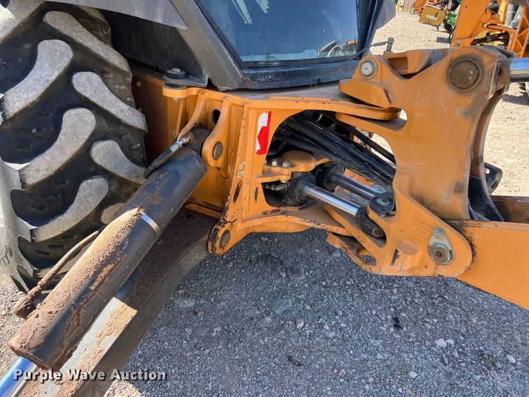 image for item DO2423 Case 580 Super N backhoe