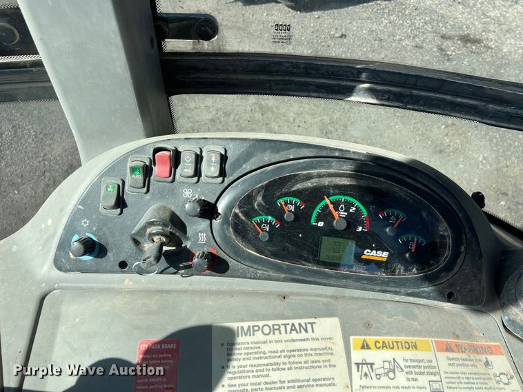 image for item DO2423 Case 580 Super N backhoe