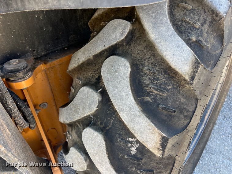 image for item DO2423 Case 580 Super N backhoe