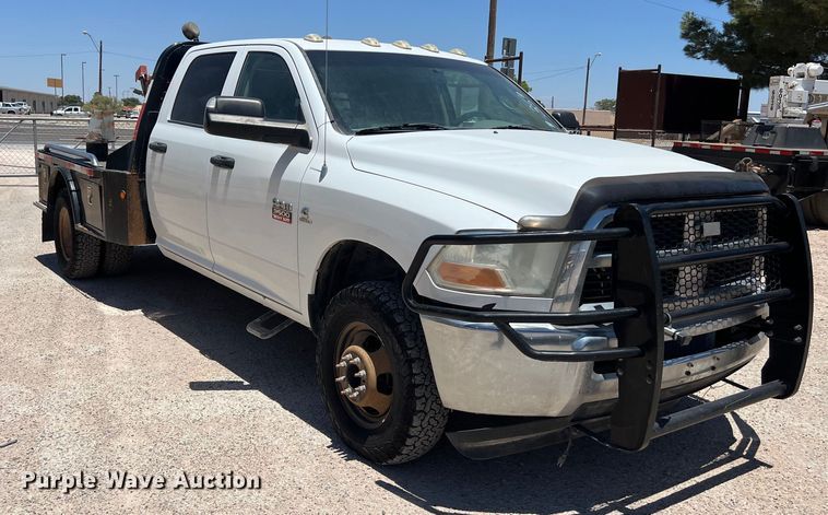 image for item DO2427 2012 Dodge Ram 3500HD Crew Cab flatbed pickup truck