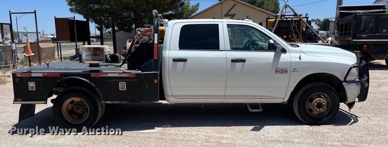 image for item DO2427 2012 Dodge Ram 3500HD Crew Cab flatbed pickup truck