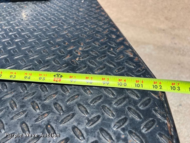 image for item DO2427 2012 Dodge Ram 3500HD Crew Cab flatbed pickup truck