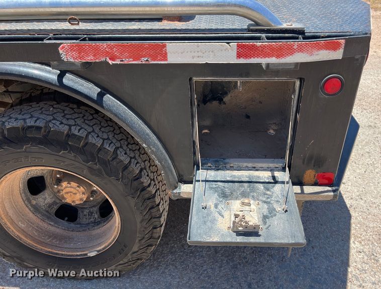 image for item DO2427 2012 Dodge Ram 3500HD Crew Cab flatbed pickup truck