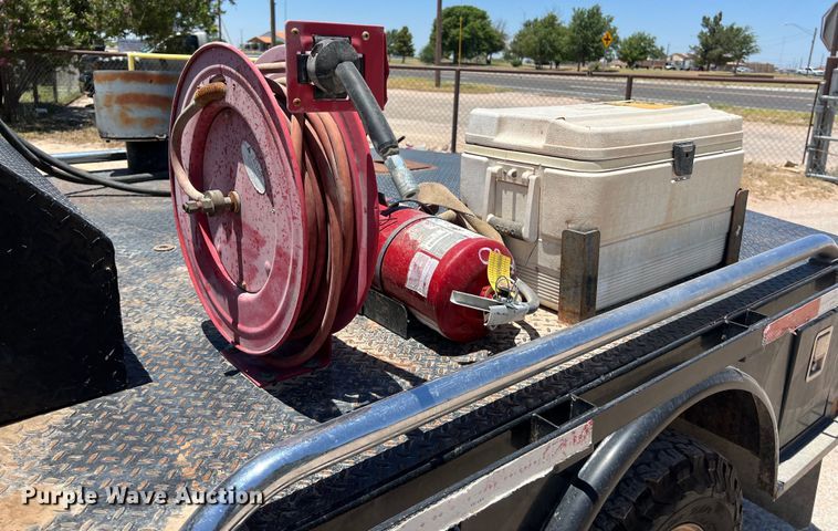 image for item DO2427 2012 Dodge Ram 3500HD Crew Cab flatbed pickup truck