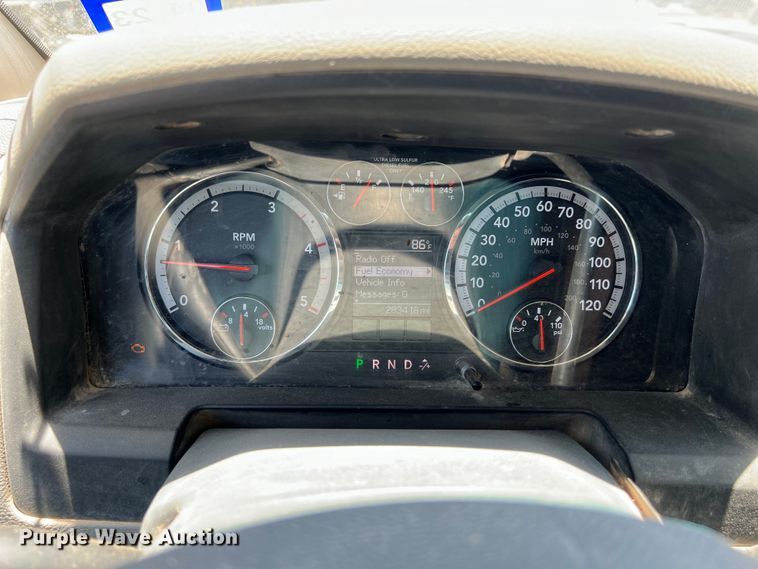 image for item DO2427 2012 Dodge Ram 3500HD Crew Cab flatbed pickup truck