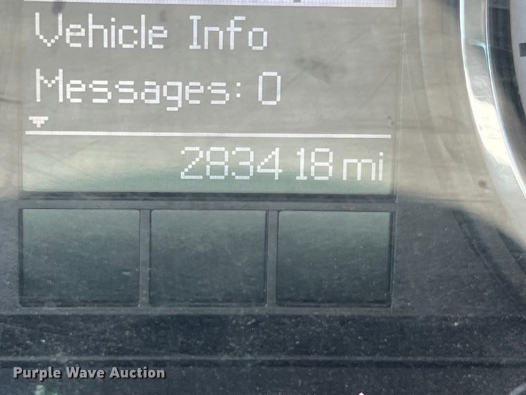 image for item DO2427 2012 Dodge Ram 3500HD Crew Cab flatbed pickup truck