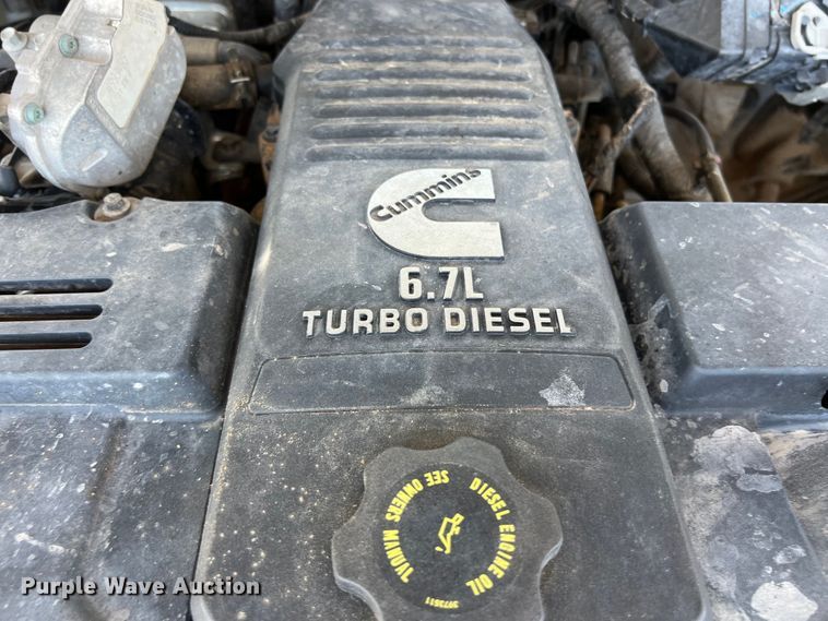 image for item DO2427 2012 Dodge Ram 3500HD Crew Cab flatbed pickup truck