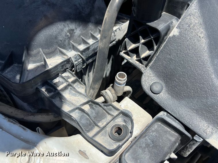 image for item DO2427 2012 Dodge Ram 3500HD Crew Cab flatbed pickup truck