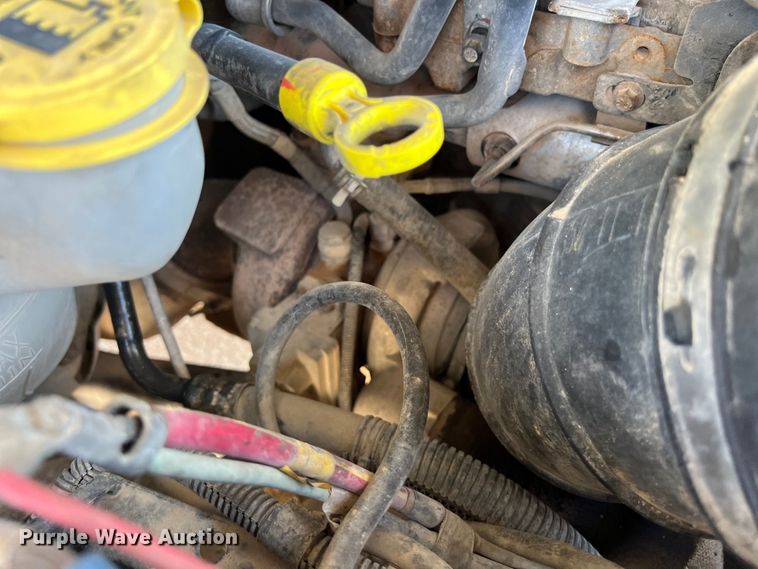 image for item DO2427 2012 Dodge Ram 3500HD Crew Cab flatbed pickup truck