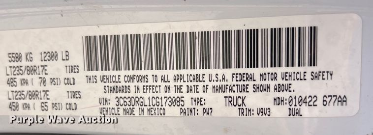 image for item DO2427 2012 Dodge Ram 3500HD Crew Cab flatbed pickup truck