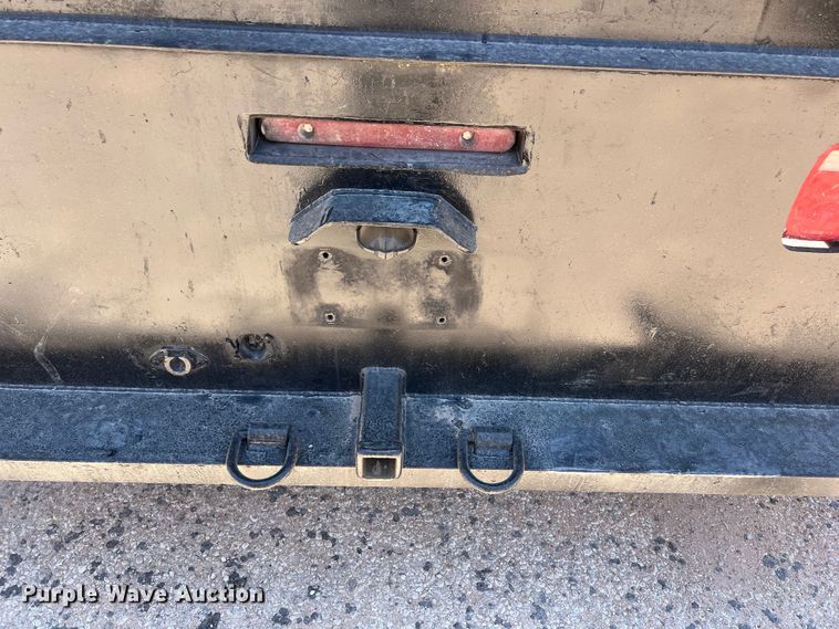 image for item DO2428 2013 International  DuraStar 4300 flatbed truck with crane