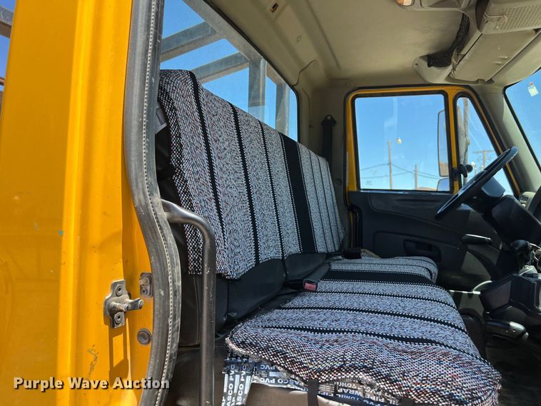 image for item DO2428 2013 International  DuraStar 4300 flatbed truck with crane