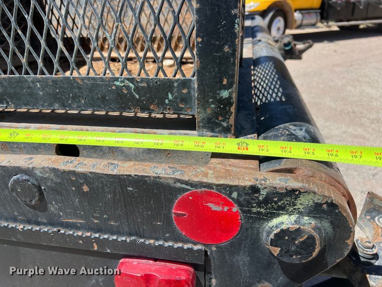 image for item DO2429 2018 International  DuraStar 4300 flatbed truck with crane