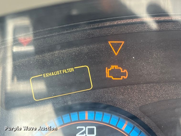 image for item DO2429 2018 International  DuraStar 4300 flatbed truck with crane