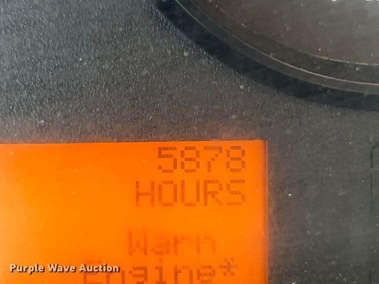 image for item DO2429 2018 International  DuraStar 4300 flatbed truck with crane