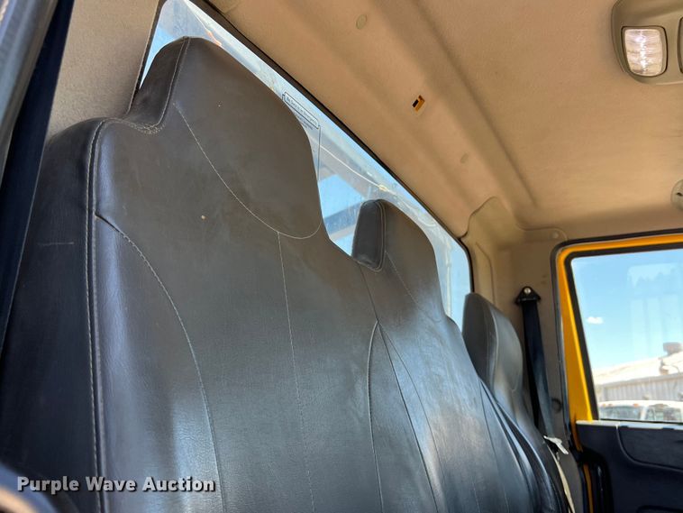 image for item DO2429 2018 International  DuraStar 4300 flatbed truck with crane