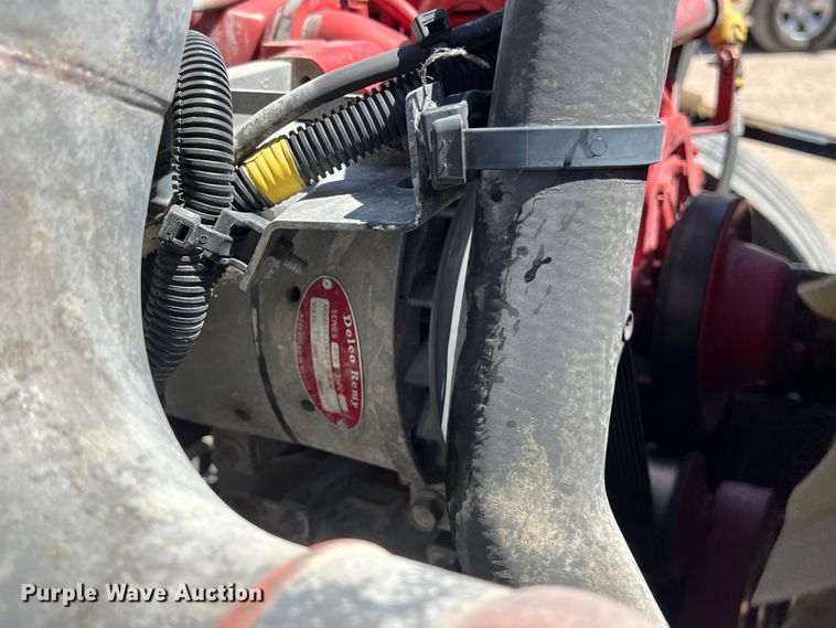 image for item DO2429 2018 International  DuraStar 4300 flatbed truck with crane