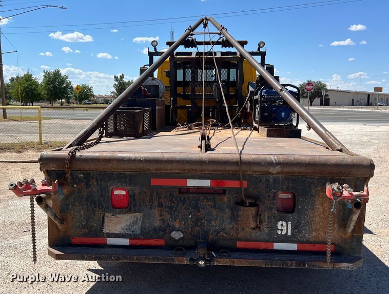 image for item DO2430 2009 International  DuraStar 4300 winch truck