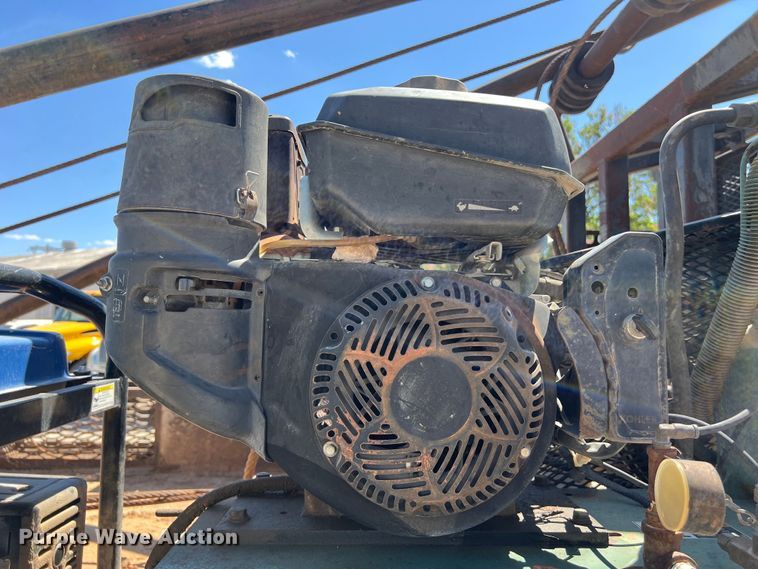 image for item DO2430 2009 International  DuraStar 4300 winch truck