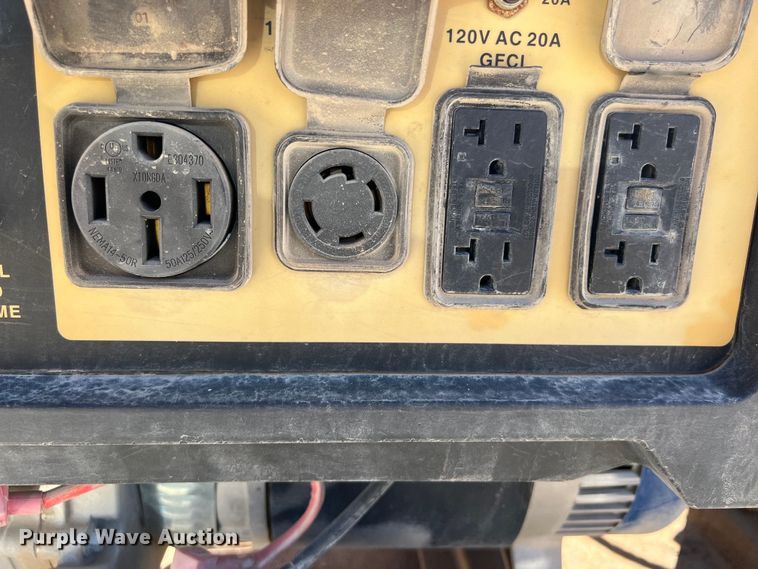 image for item DO2430 2009 International  DuraStar 4300 winch truck