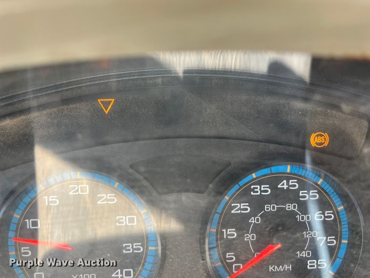 image for item DO2430 2009 International  DuraStar 4300 winch truck