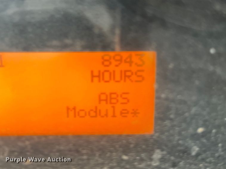 image for item DO2430 2009 International  DuraStar 4300 winch truck