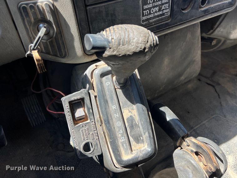 image for item DO2430 2009 International  DuraStar 4300 winch truck